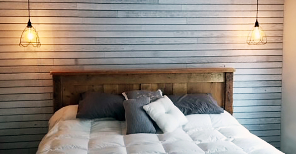 Natural Wood Grain Slatwall